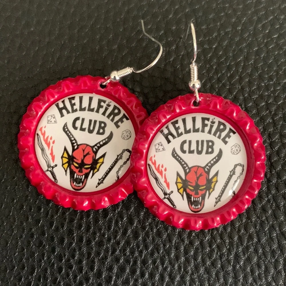 Hellfire Club. Stranger things. handcrafted bottle Cap Earrings. - Picture 6 of 12